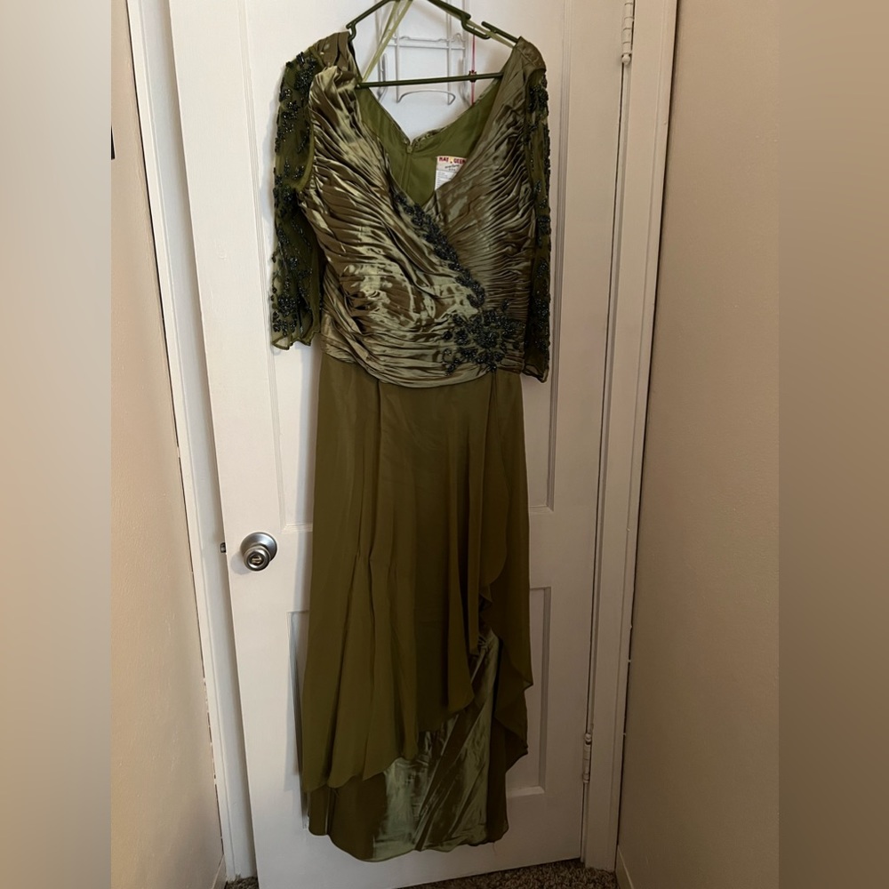 Evening dress, formal attire, cocktail dress